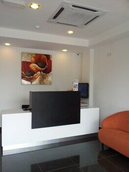 אמפאנג Indah Garden Hotel מראה חיצוני תמונה